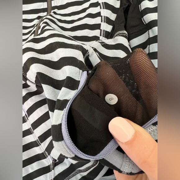 Lululemon Define Jacket - Picture 4 of 5